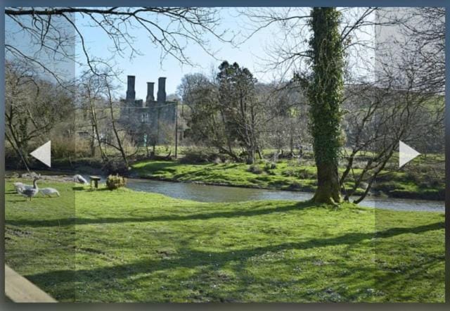 The Mews, Talley Apartment in Wales