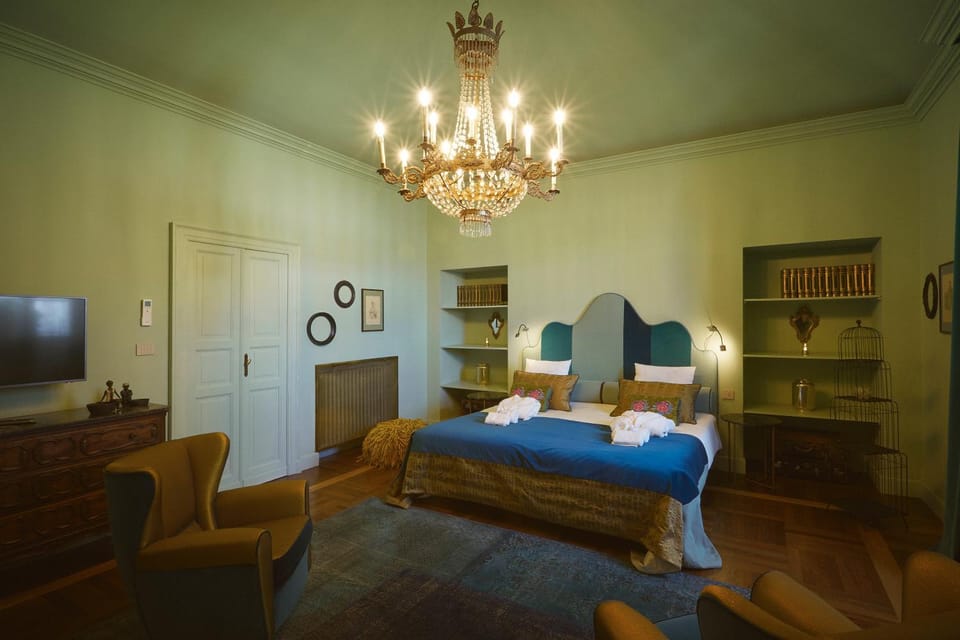Look To Viphouse Bed and Breakfast in Turin