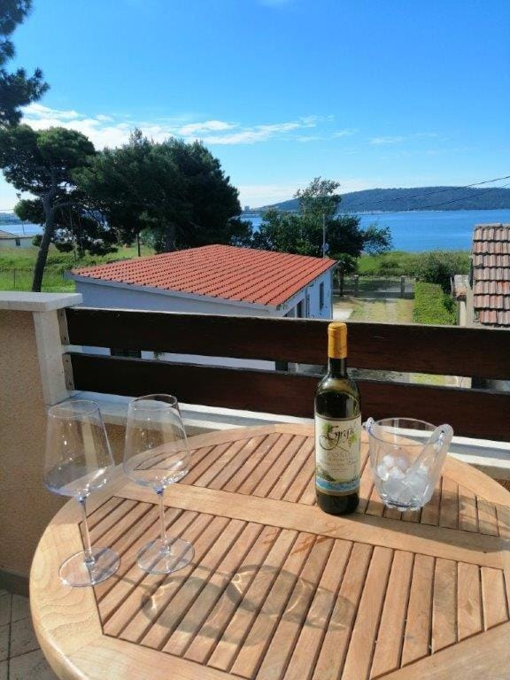 The Sunshine Apartment near Split and beach Apartment in Šibenik-Knin County, Croatia