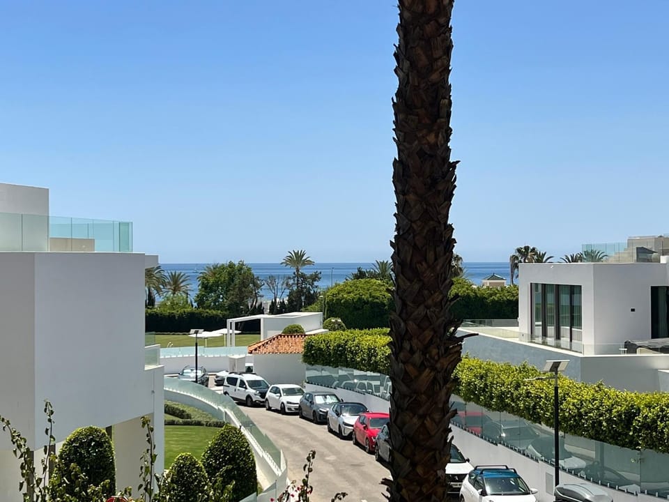 Golden Mile Oasis with Pool & Gym Apartment in Marbella