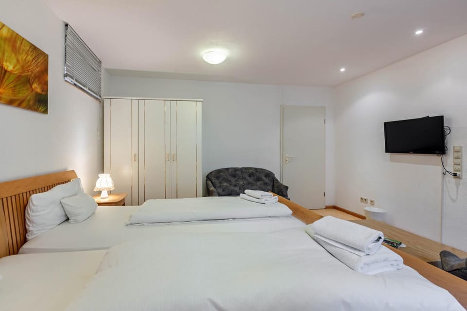 Living room, Bedroom