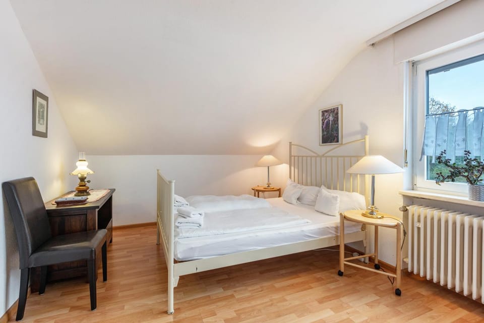 Property building, Living room, Bedroom