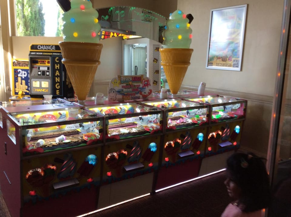 19 Chalet Bucklands , Bideford Holiday Park. Chalet in Bideford Bay Holiday Park