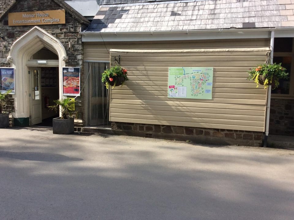 19 Chalet Bucklands , Bideford Holiday Park. Chalet in Bideford Bay Holiday Park