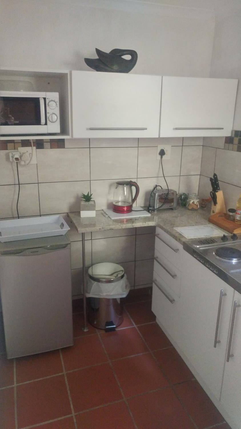 Love Joy Peace Cottage Apartment in Pretoria