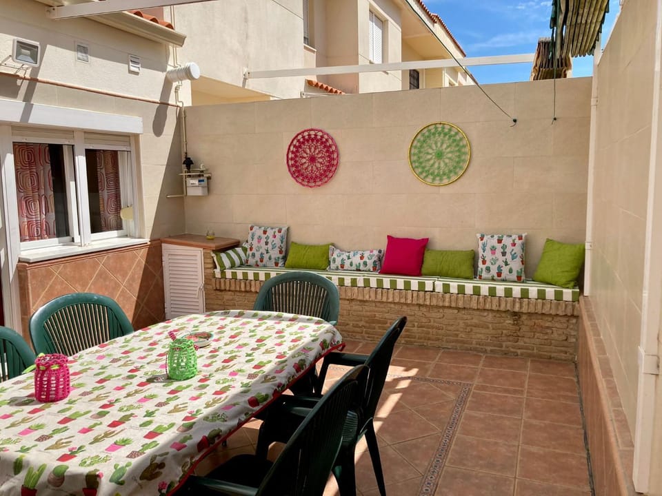 Casa Valdelagrana Playa House in El Puerto de Santa María