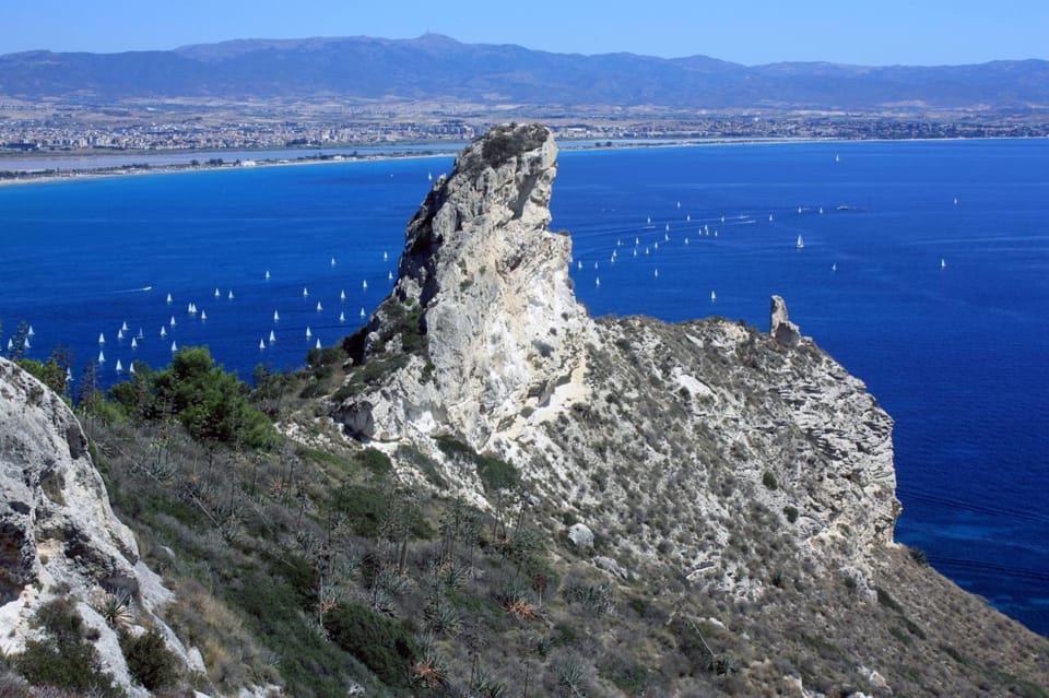 Nearby landmark, Day, Natural landscape, Hiking, Cycling, Sea view