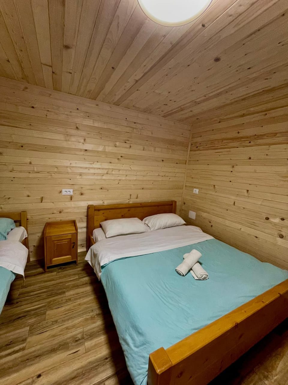 Lazer Çardaku Guest House Bed and Breakfast in Montenegro