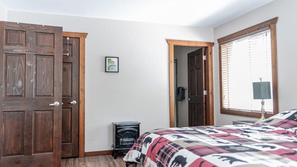 Overlook Villa in Valemount