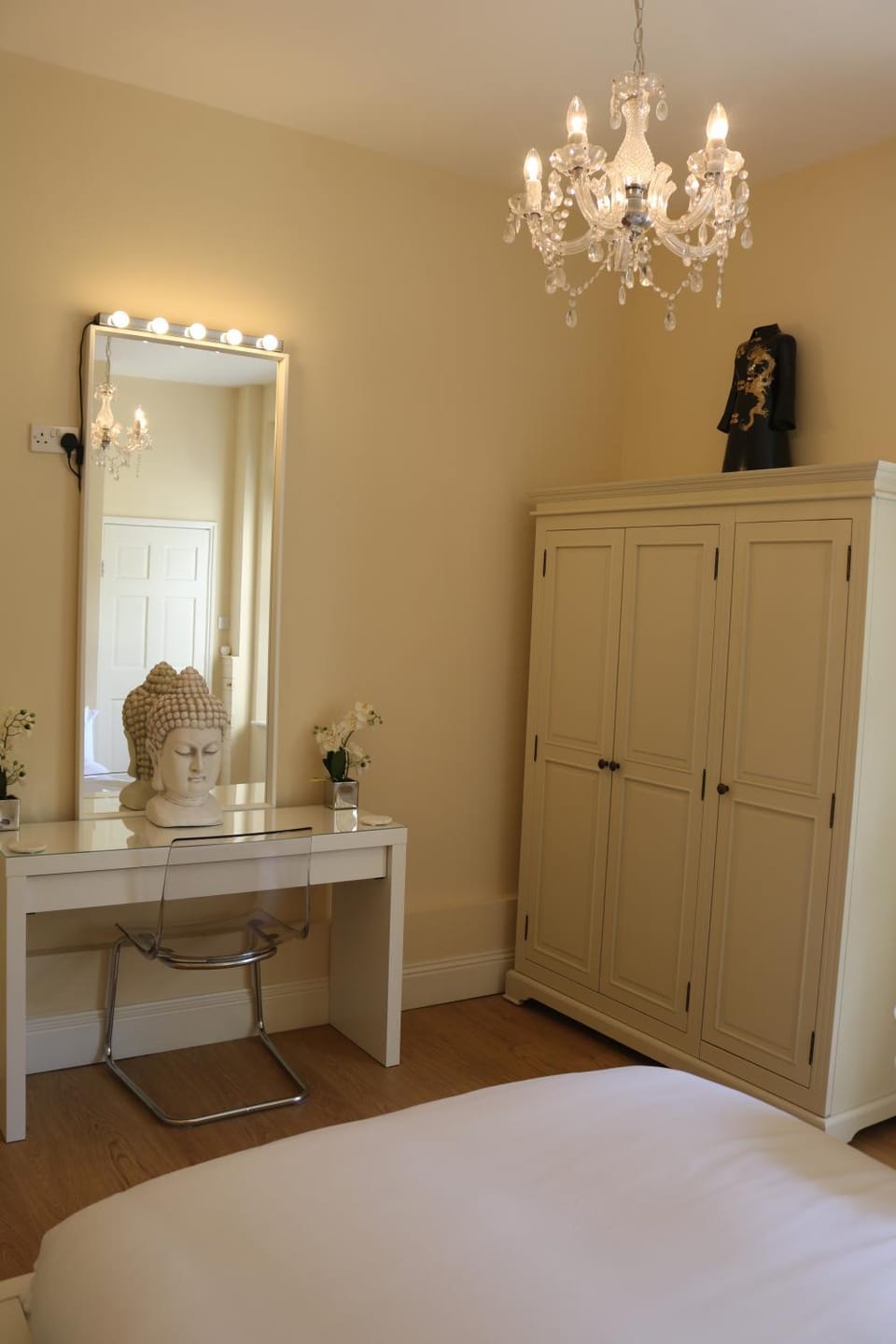 Bedroom, wardrobe