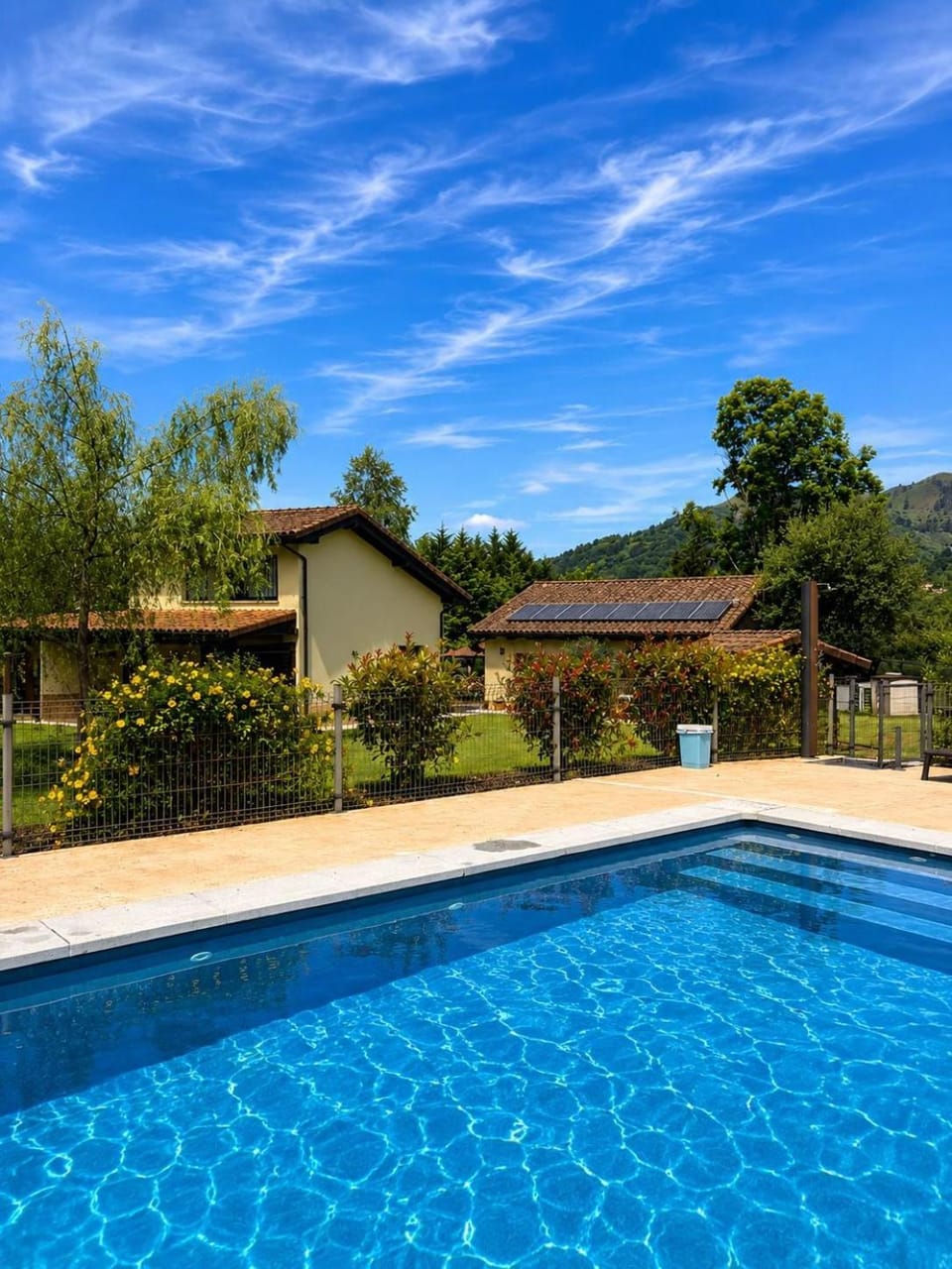 Property building, Swimming pool