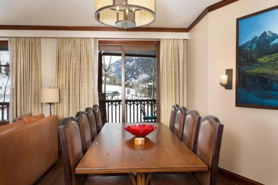 Aspen Ritz-Carlton 3 Bedroom Residence Apartment in Aspen