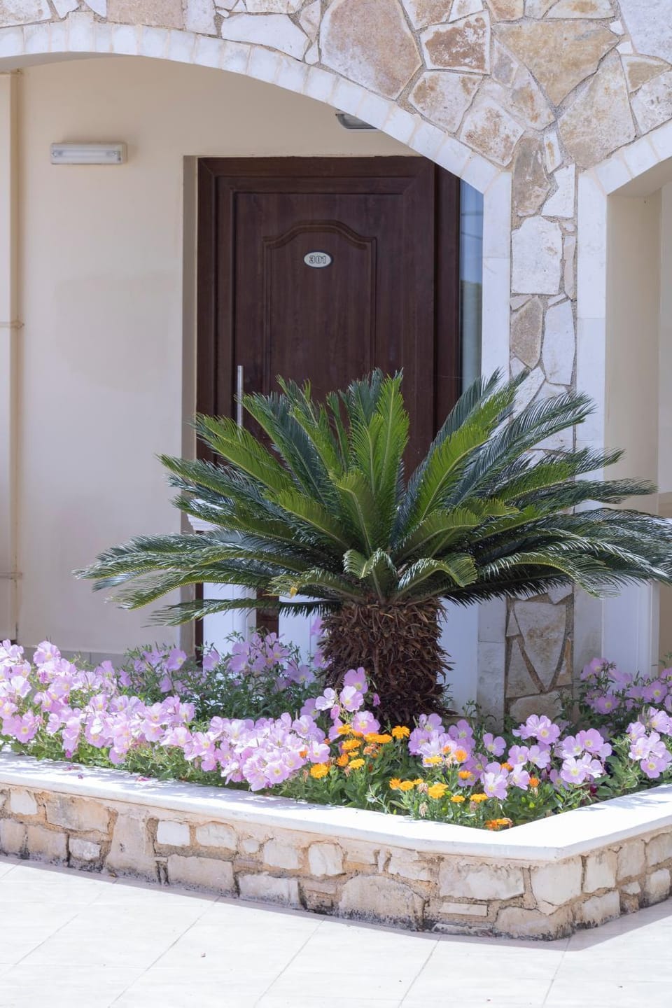 Sandy Suites Apartment hotel in Crete