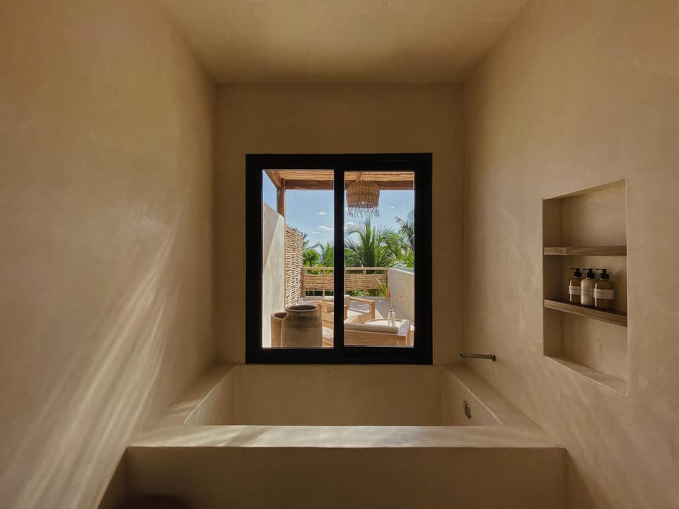 Bathroom, Garden view