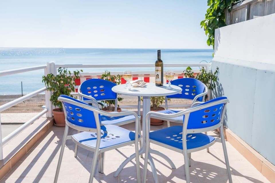 Property building, Patio, Balcony/Terrace, Sea view