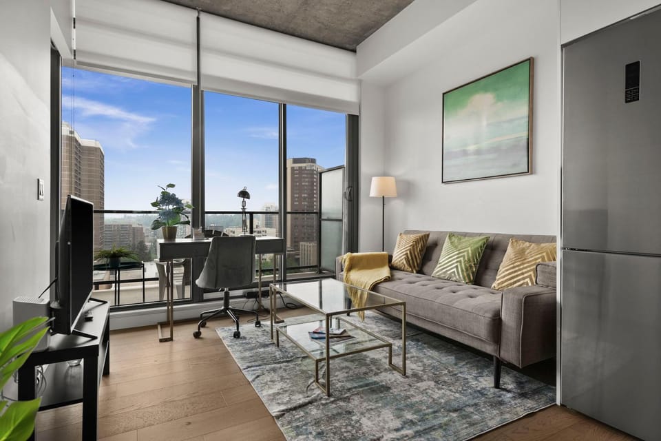 TV and multimedia, View (from property/room), Balcony/Terrace, Living room, Seating area