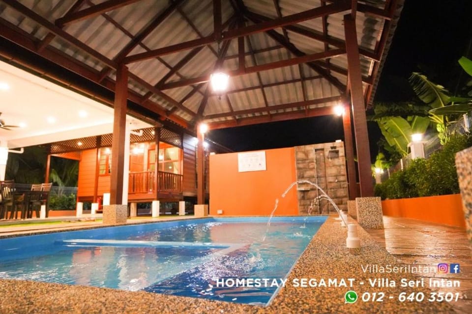 Homestay Segamat - Villa Seri Intan House in Johor