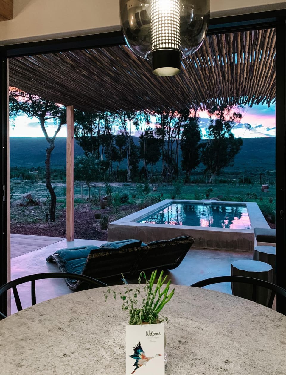 Dining area, Mountain view