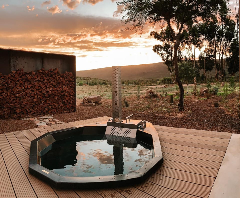 Natural landscape, Hot Tub, Mountain view, Sunset
