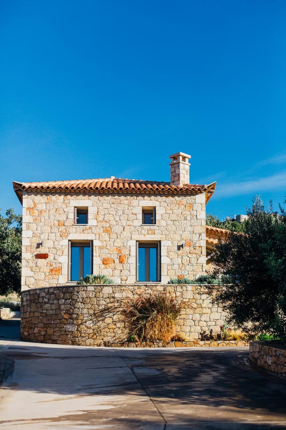 Property building, Day