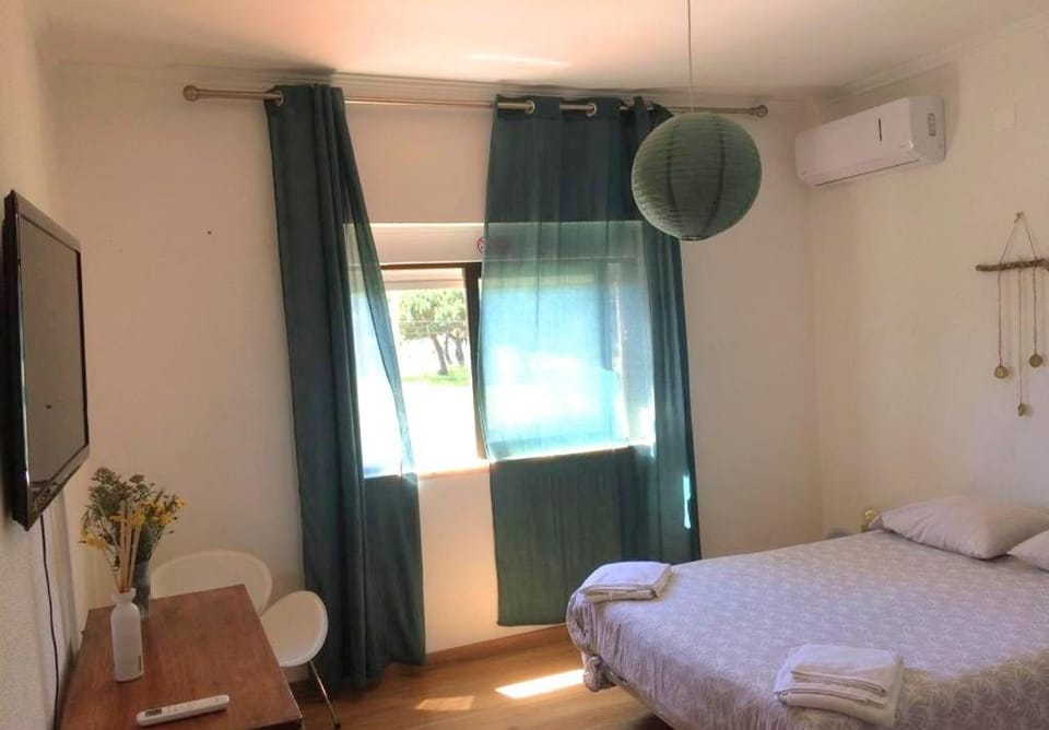 TV and multimedia, air conditioner