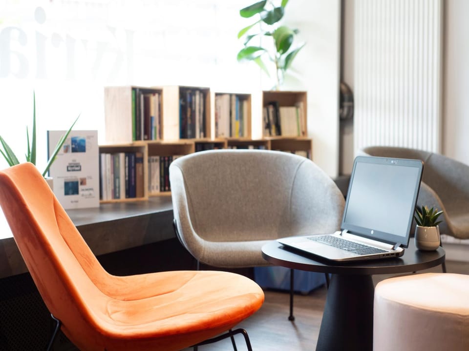 Library, Living room, Seating area