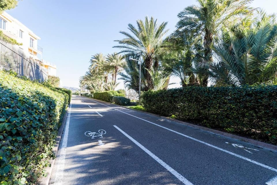Grazioso appartamentino a due passi dalla pista ciclabile con Giardino e Garage Apartment in Sanremo