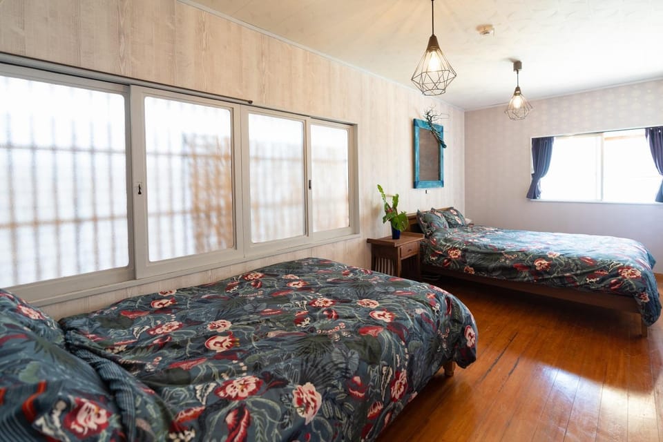 沖縄古民家お宿ななつぼし Okinawa Traditional House Nanatsuboshi Apartment in Naha
