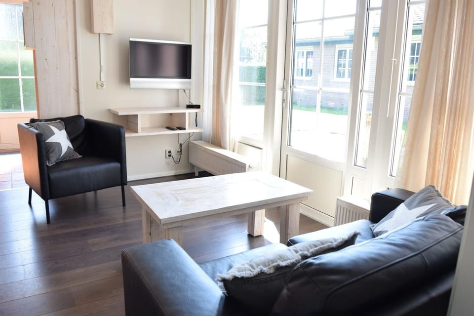 Heuveltjes 4 pers. bungalow Chalet in Gelderland, Netherlands