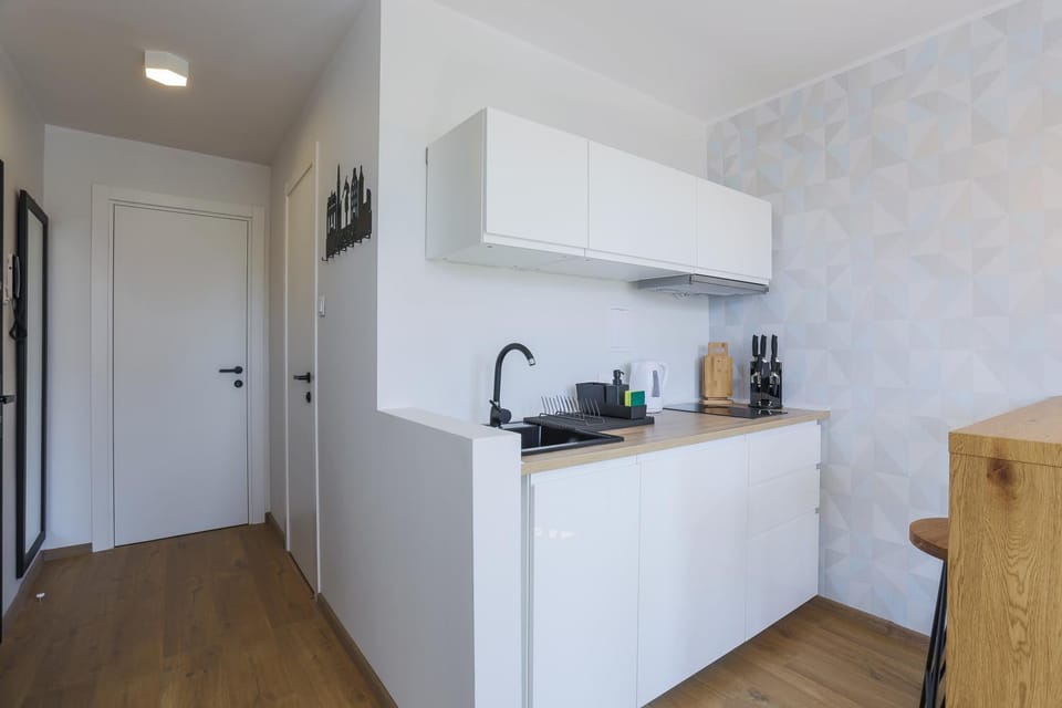 Kitchen or kitchenette, Communal kitchen