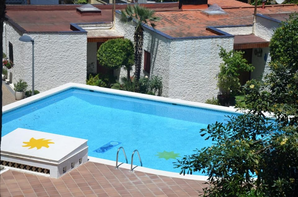 Pool view, Swimming pool, Swimming pool
