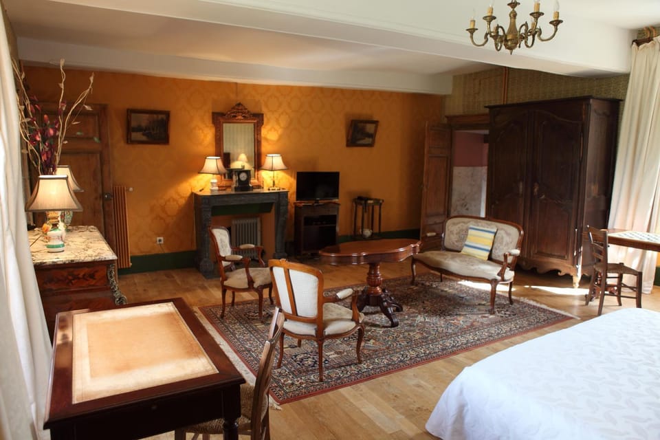 Château d'Island Vézelay Hotel in Bourgogne-Franche-Comté