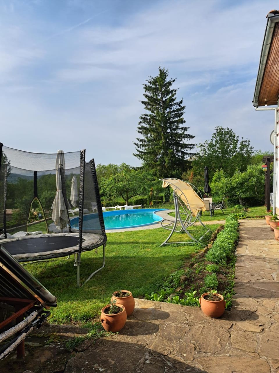 Дядо Цоньовата къща самостоятелен имот с басейн Villa in Gabrovo, Bulgaria