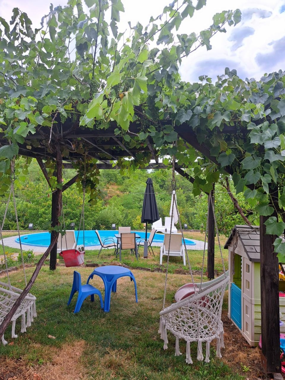 Дядо Цоньовата къща самостоятелен имот с басейн Villa in Gabrovo, Bulgaria