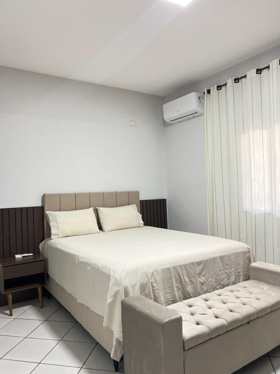 Bed, Photo of the whole room, Bedroom, towels, air conditioner