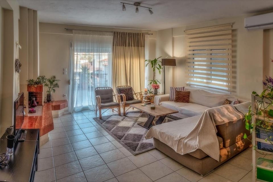TV and multimedia, Living room, air conditioner