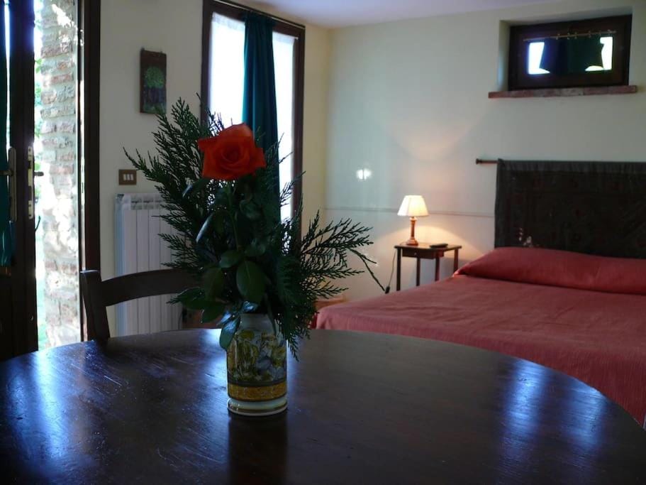 poggio vaccaio depandance in piscina House in Umbria