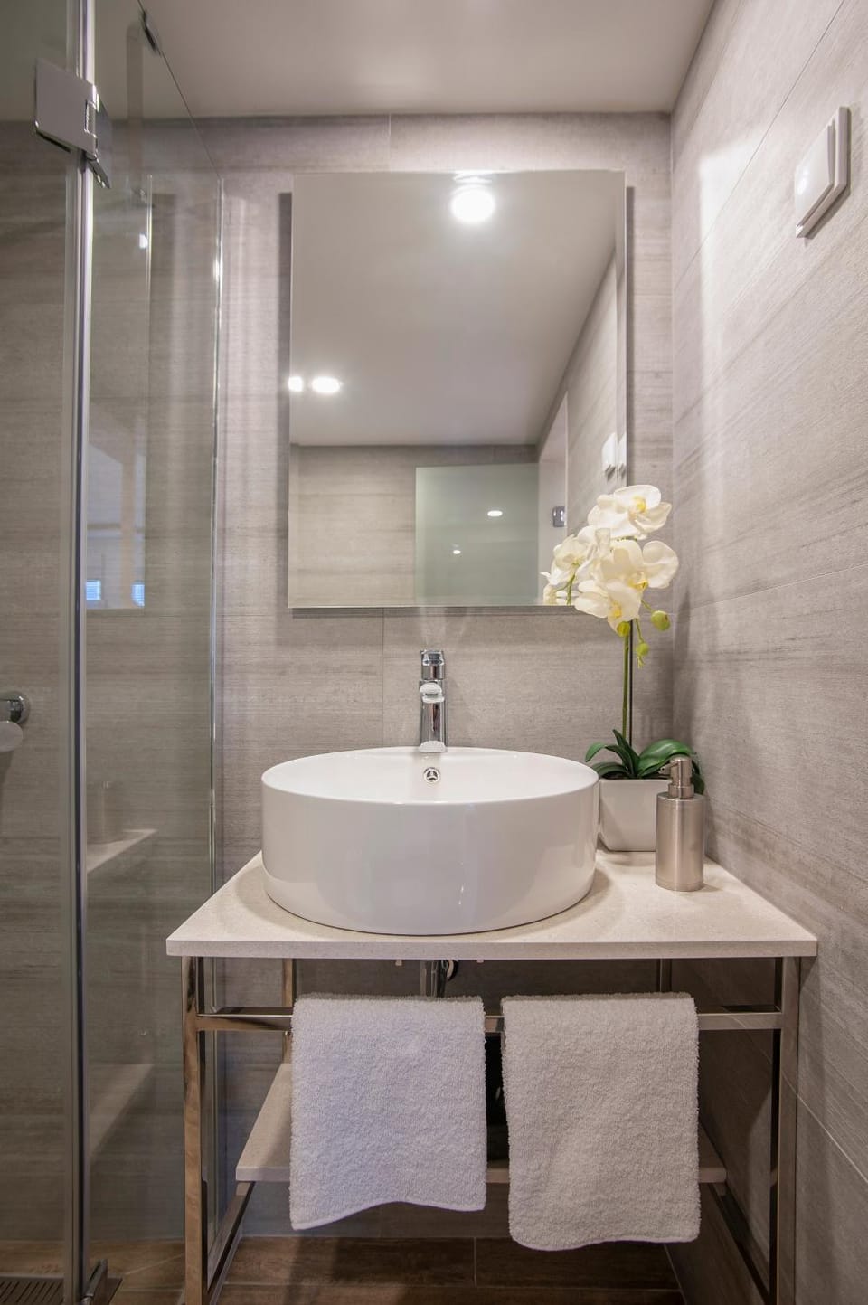 Shower, Bathroom