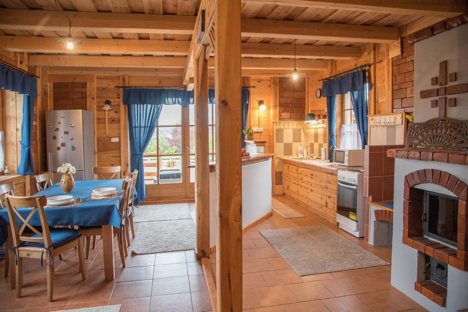 Kitchen or kitchenette, Living room, Dining area