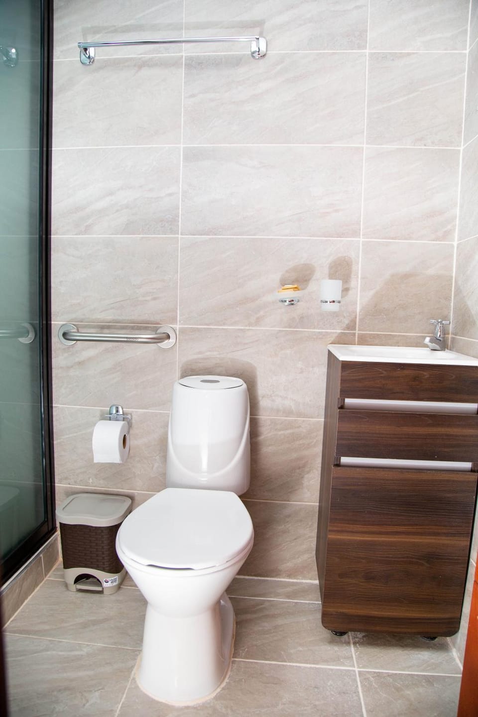 Shower, Toilet, Bathroom