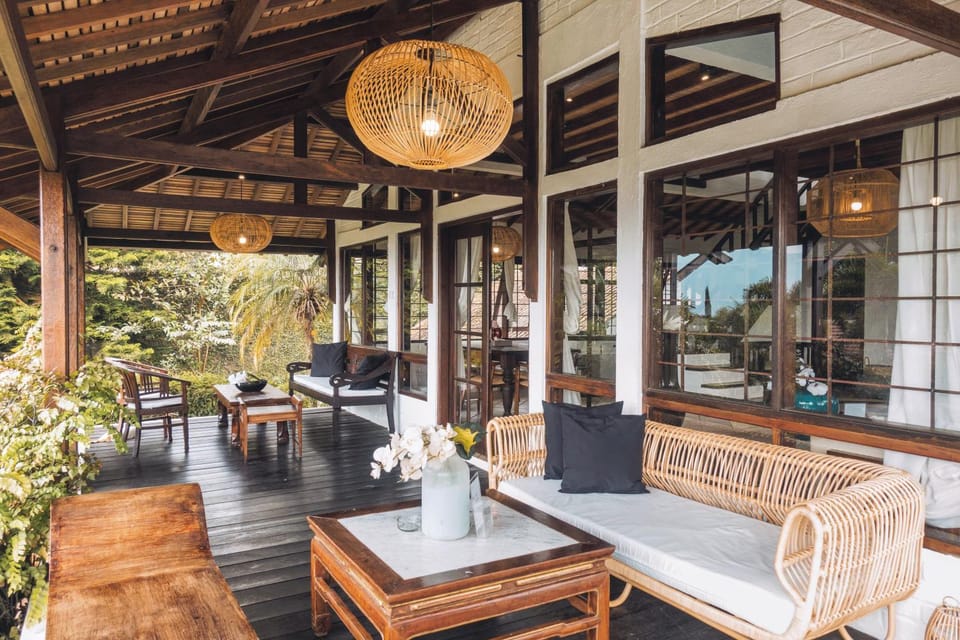 Villa Art Hill By The Villas 100 Villa in Cisarua