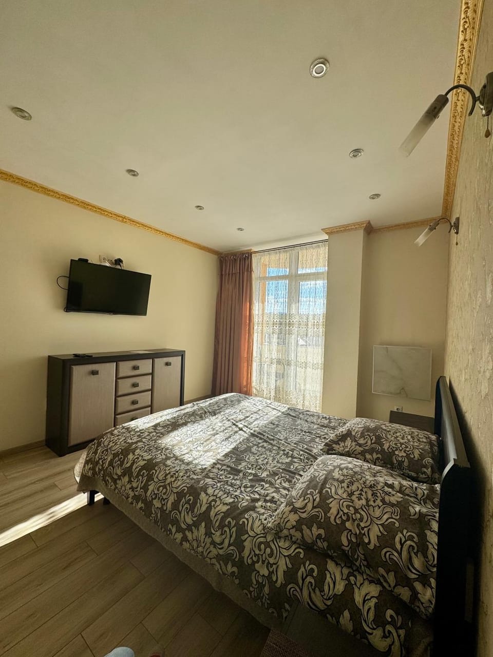 вул Роксолани , 16 центр 300 м до бювету Apartment in Lviv Oblast
