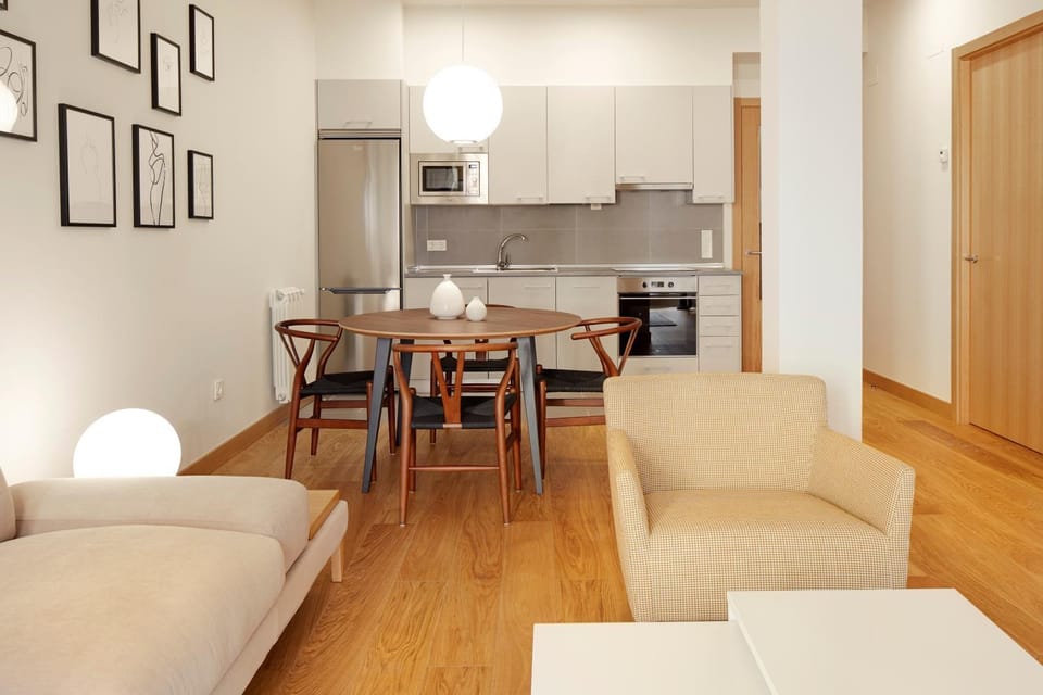 Living room, Dining area
