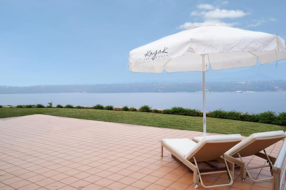 Natural landscape, Balcony/Terrace, Sea view, sunbed