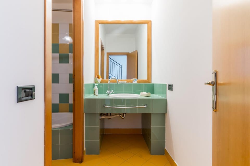Dabbanna house near the sea, parking & wifi House in Avola