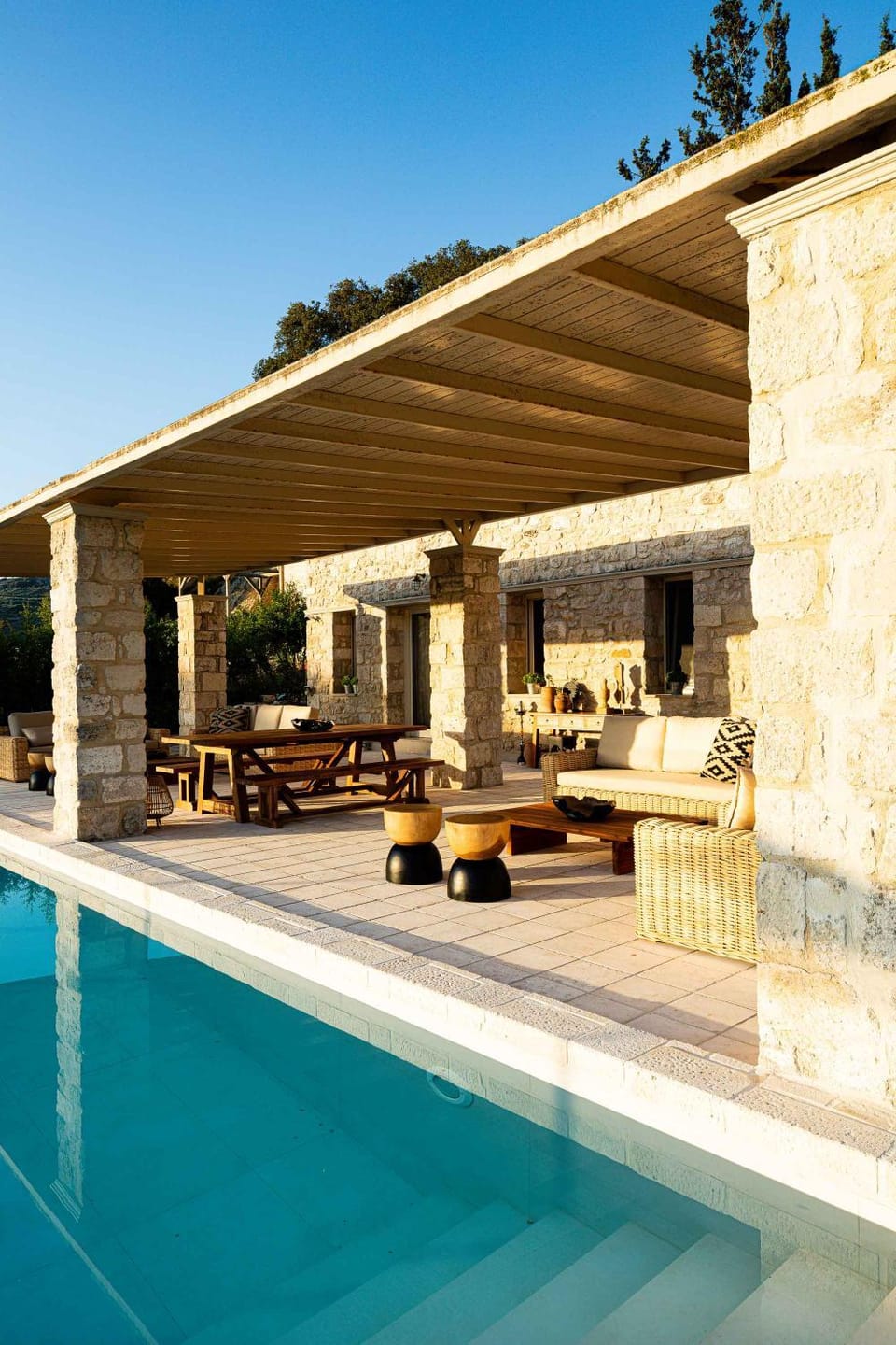 Property building, Patio, Swimming pool, Swimming pool