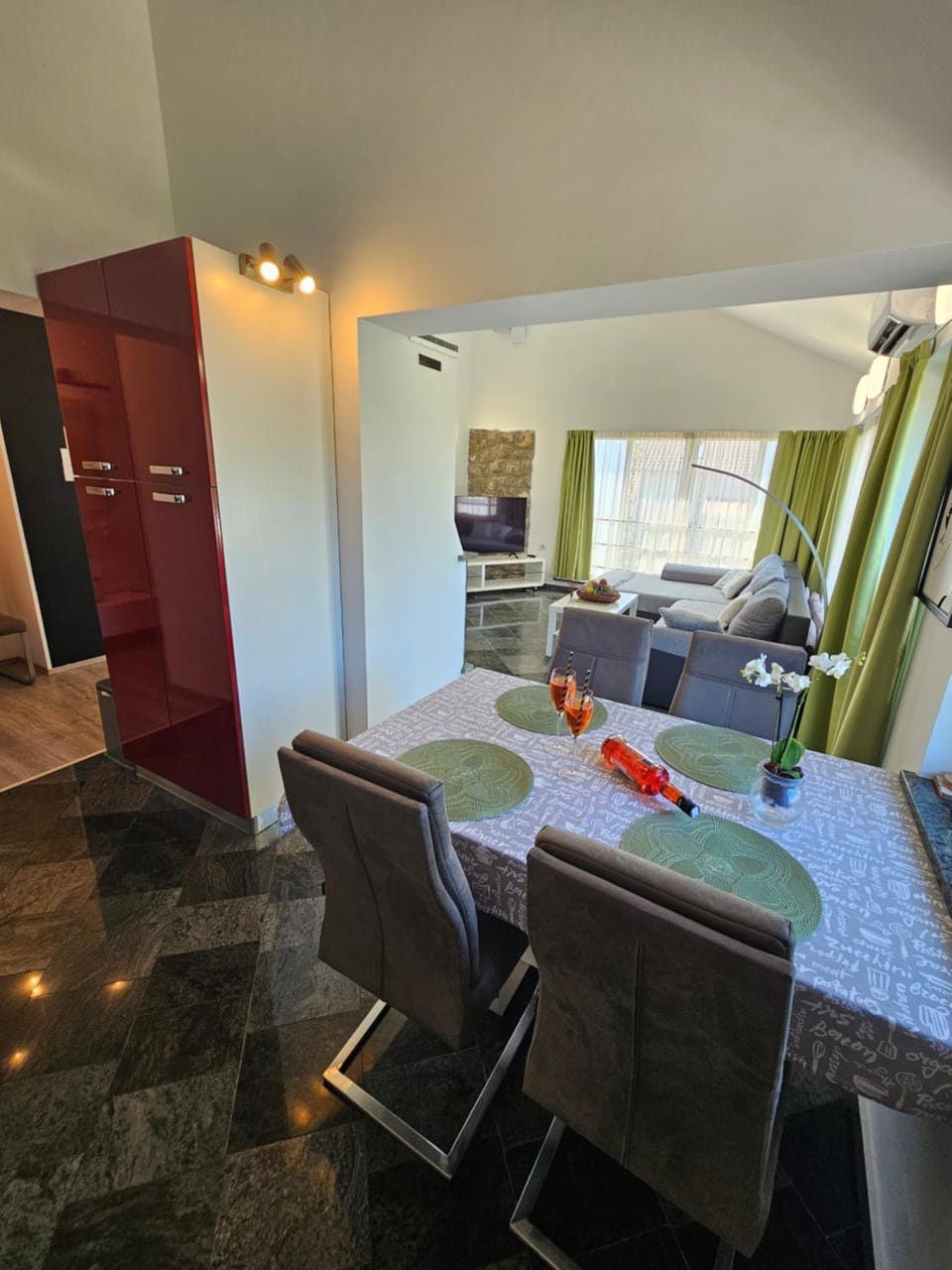 Molnar Resort Villa Mimoza & Apartment Nea Resort in Primorje-Gorski Kotar County
