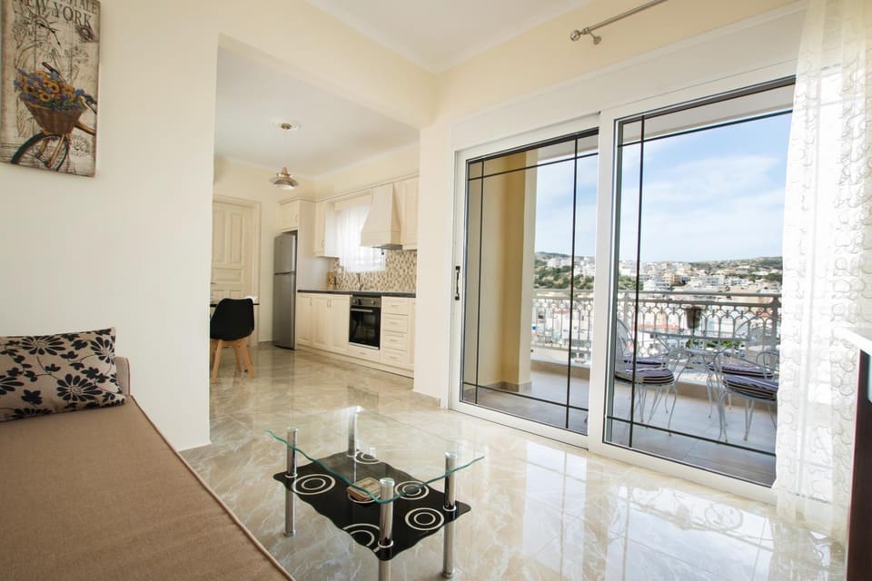 Living room, Seating area, City view, Mountain view, Sea view, Street view