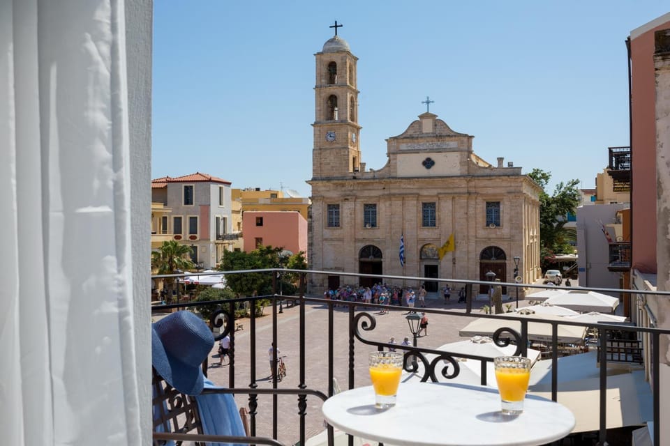 Balcony/Terrace, City view, Landmark view, Street view