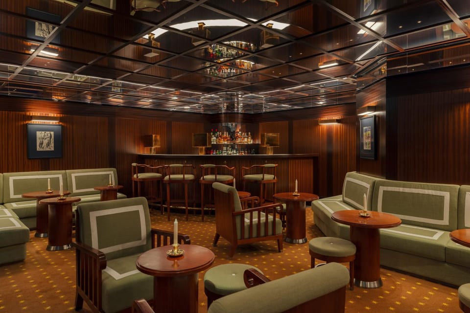 Lounge or bar, wedding
